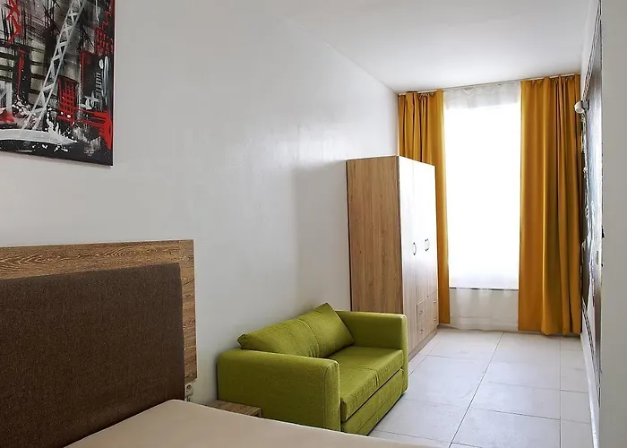 Sin City Double Stage Apartment
