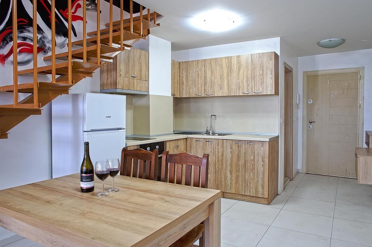 Sin Double Stage Apartment