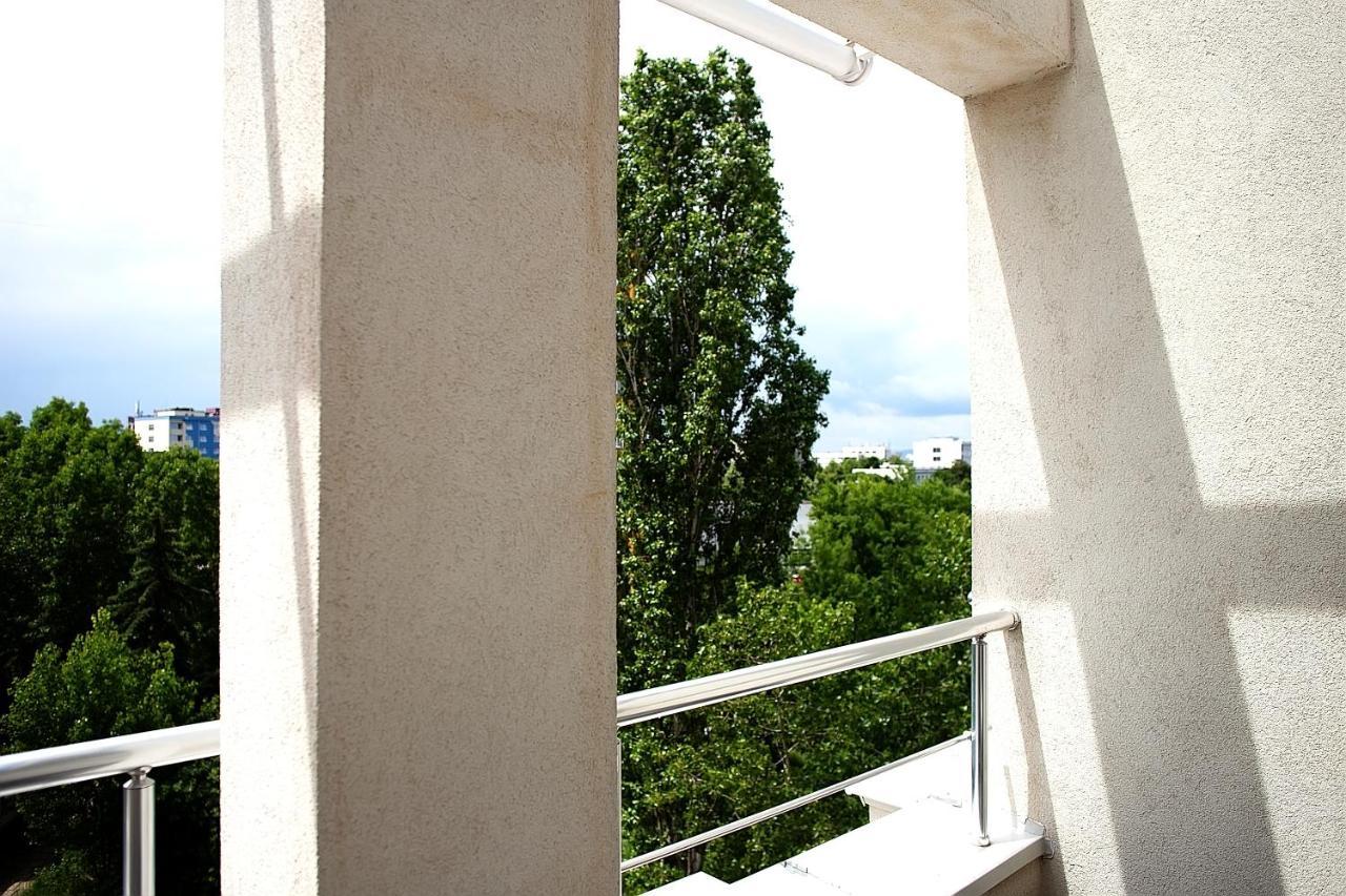 Sin Double Stage Apartment