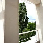 Sin City Double Stage Apartment